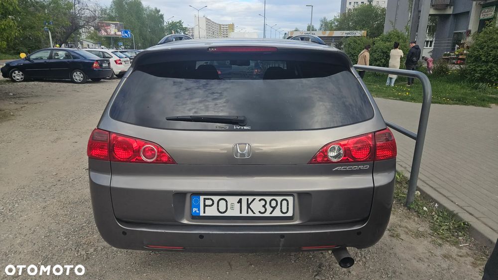 Honda Accord 2.0 Executive - 1