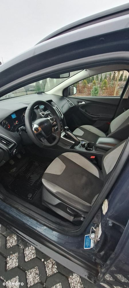 Ford Focus 1.6 EcoBoost Edition - 12