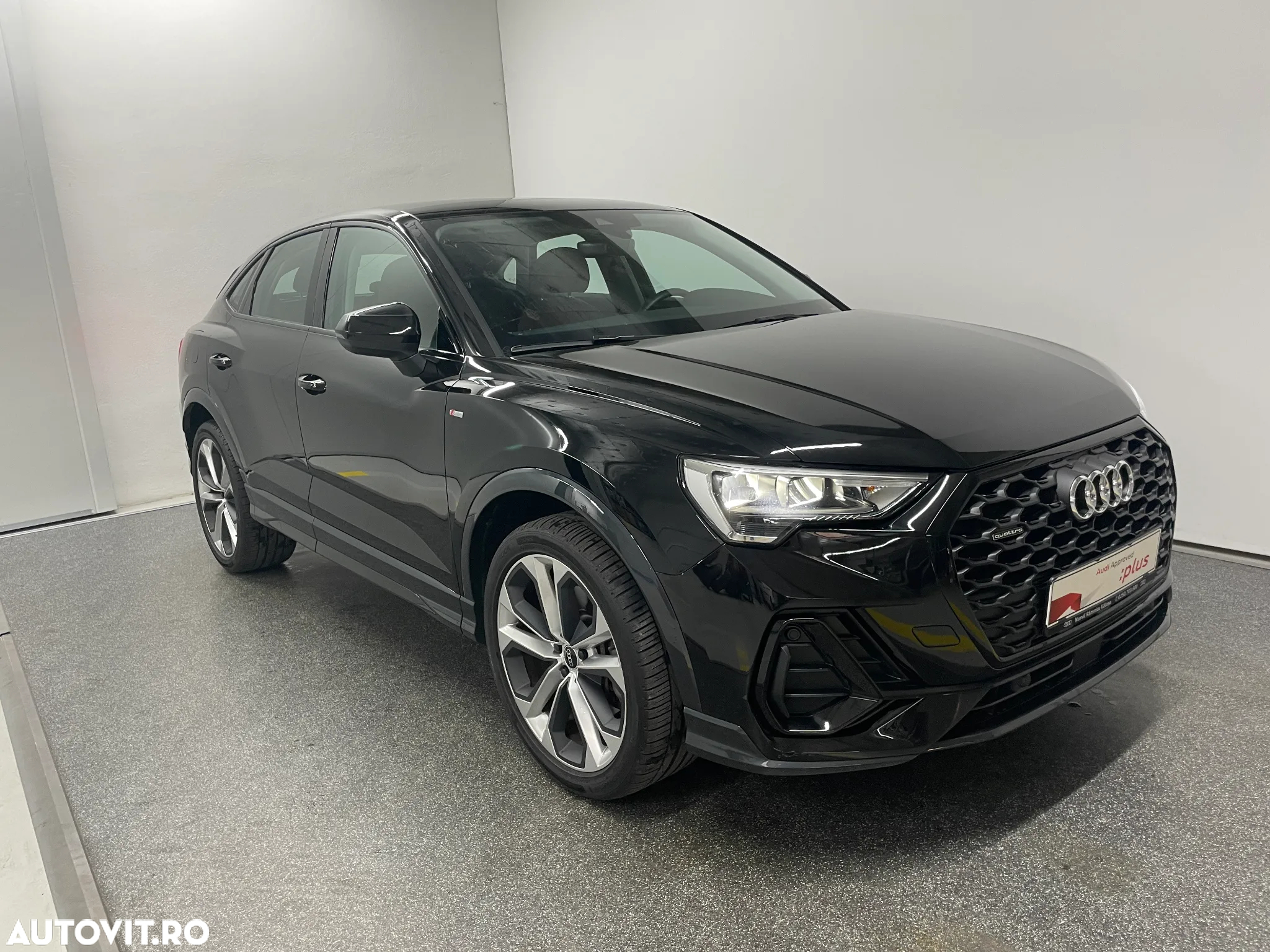Audi Q3 2.0 45 TFSI S tronic quattro S Line - 5
