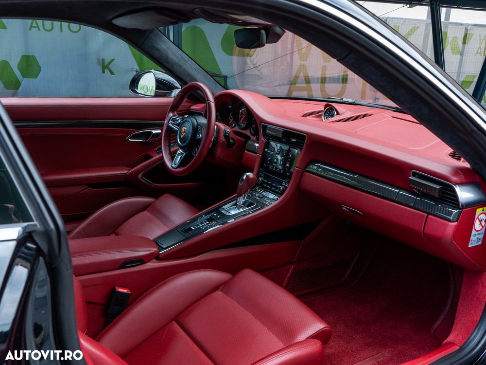 Porsche 911 - 28