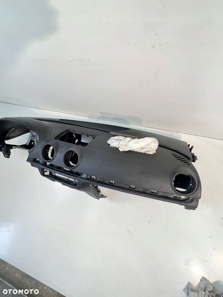 Deska rozdzielcza Audi A3 S3 8V 2014 EUROPA - 13