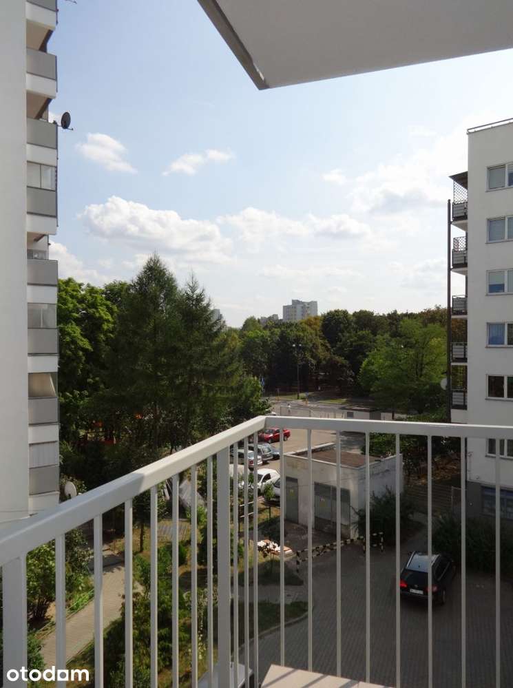 Mieszkanie z garażem i balkonem - Metro Trocka