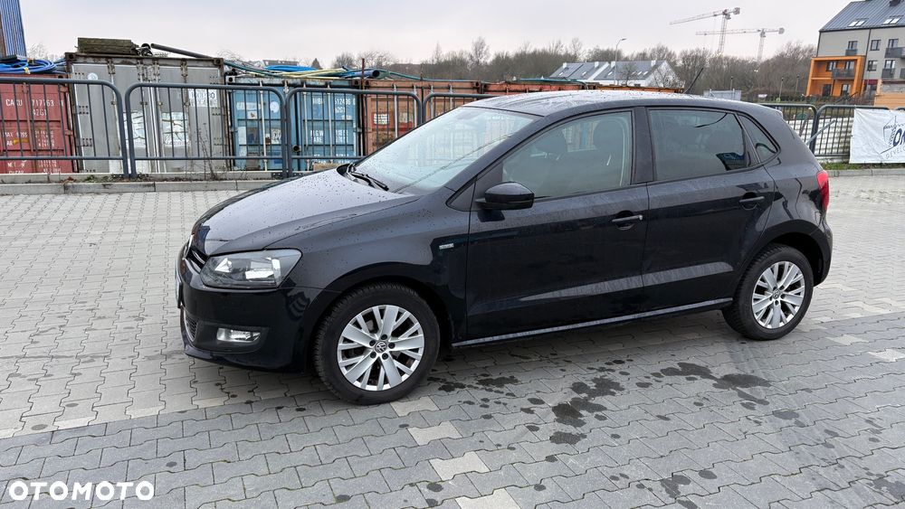 Volkswagen Polo - 2