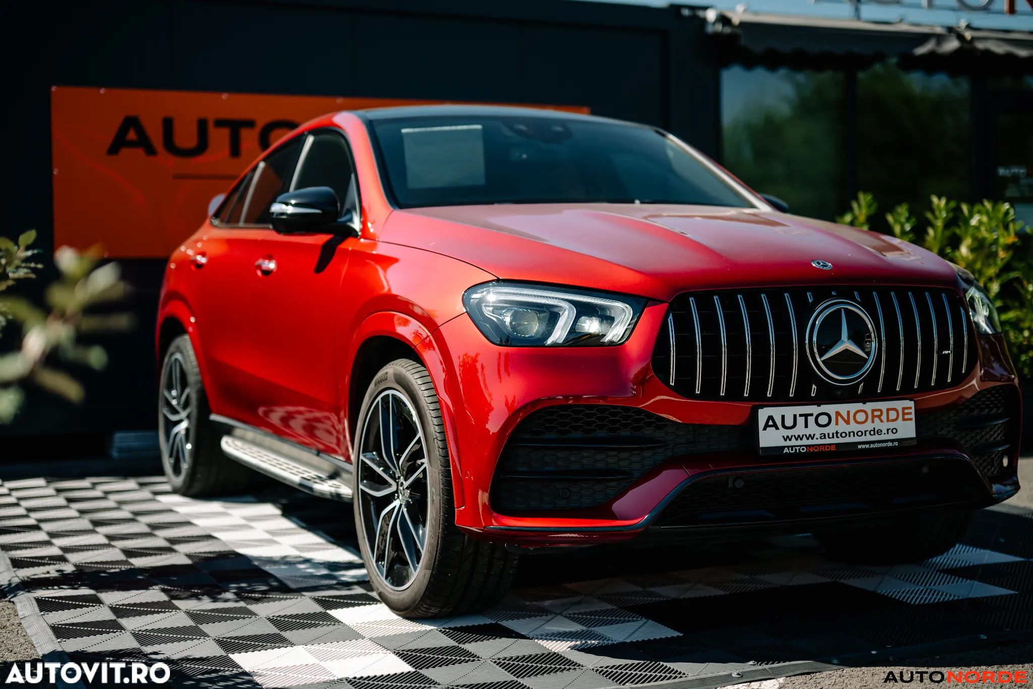 Mercedes-Benz GLE 400 d 4Matic 9G-TRONIC AMG Line - 1
