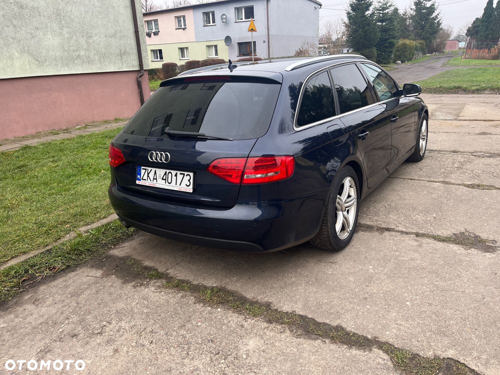 Audi A4 Avant 2.0 TDI - 9