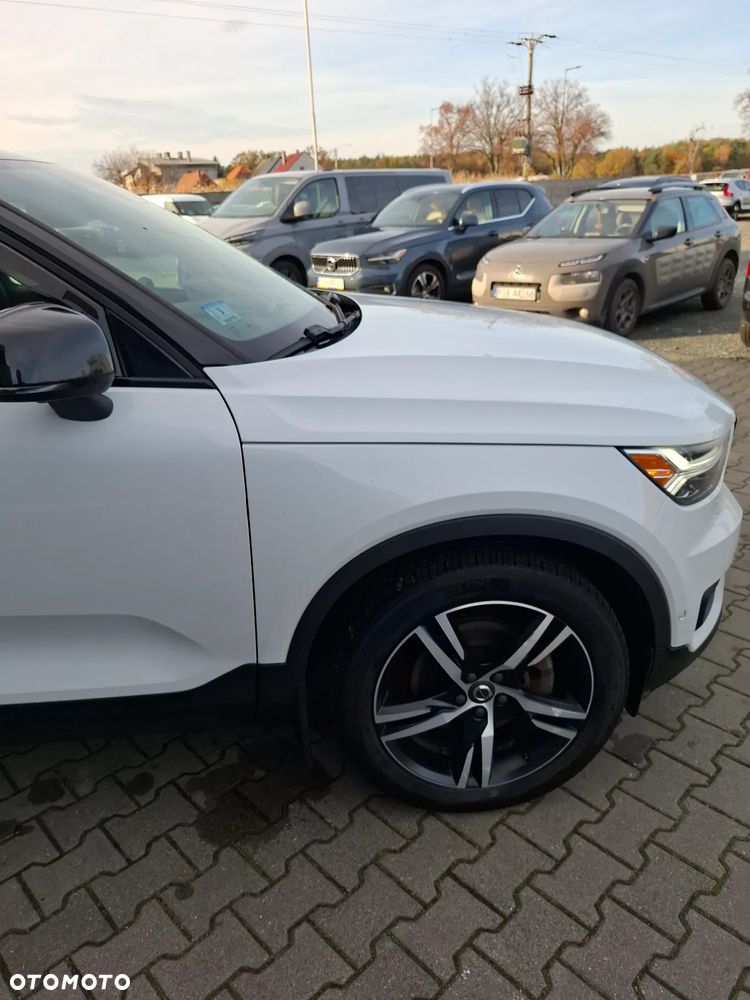 Volvo XC 40 T5 AWD R-Design - 6