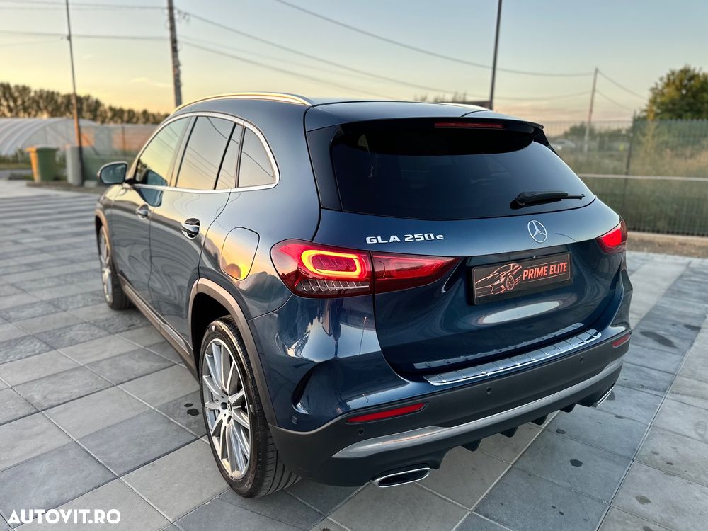 Mercedes-Benz GLA 250 e 8G-DCT AMG Line - 8