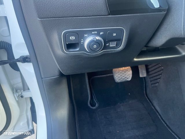 Mercedes-Benz GLA 250 e 8G-DCT Progressive - 14