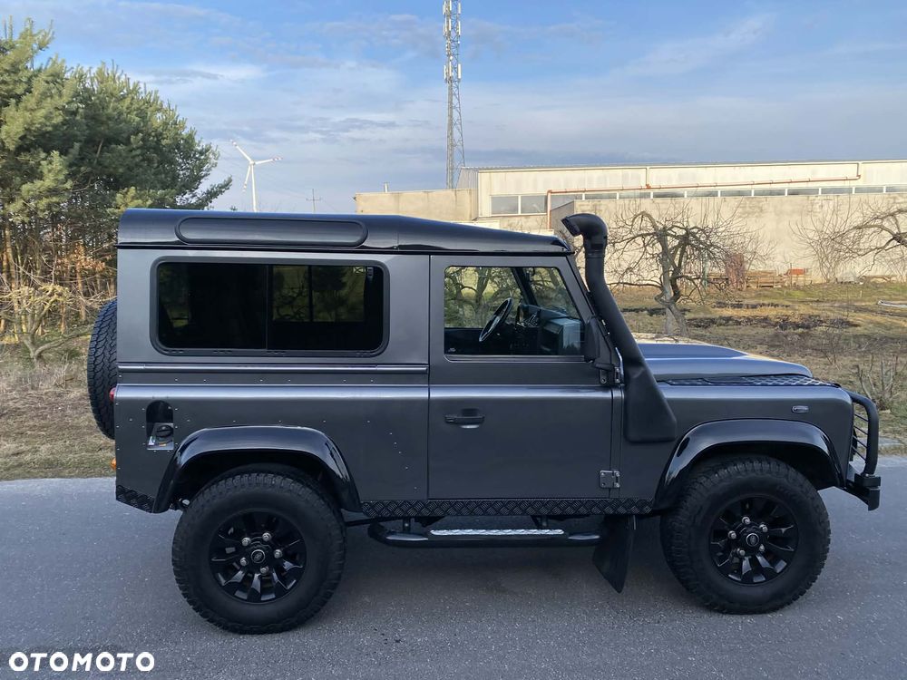 Land Rover Defender 2.2 TD4 E - 39
