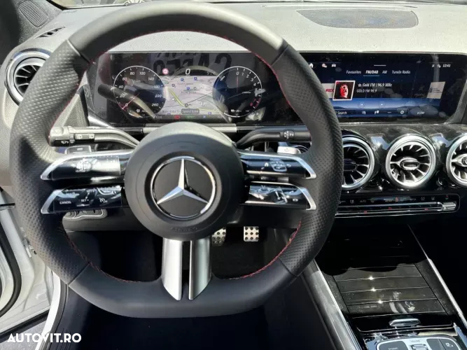 Mercedes-Benz GLA 250 e - 12