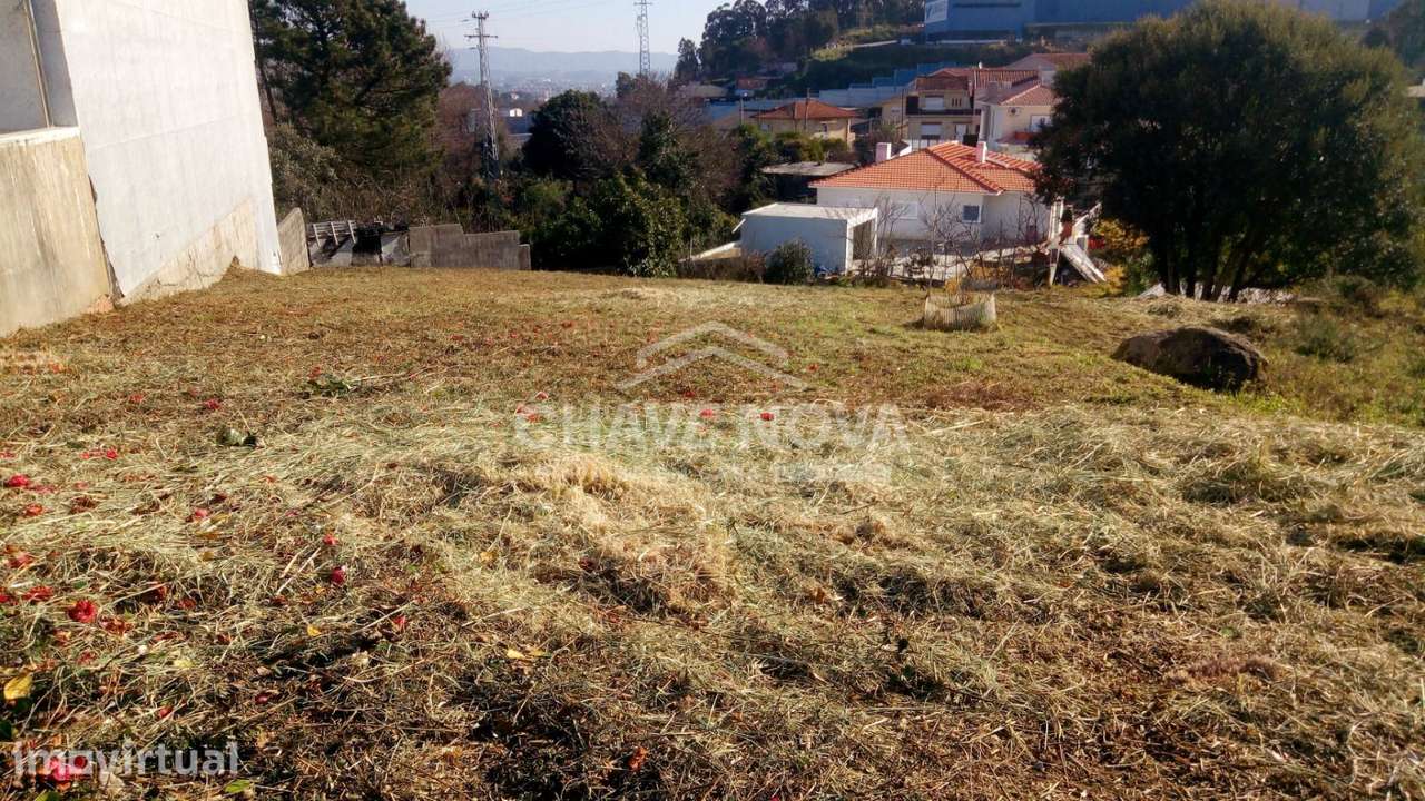 Terreno Urbano p/ Construção Moradia Geminada em Pedroso - Grande imagem: 2/8