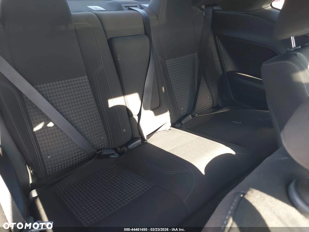 Dodge Challenger - 8