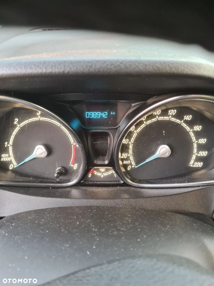 Ford Tourneo Courier 1.5 TDCi Titanium - 15