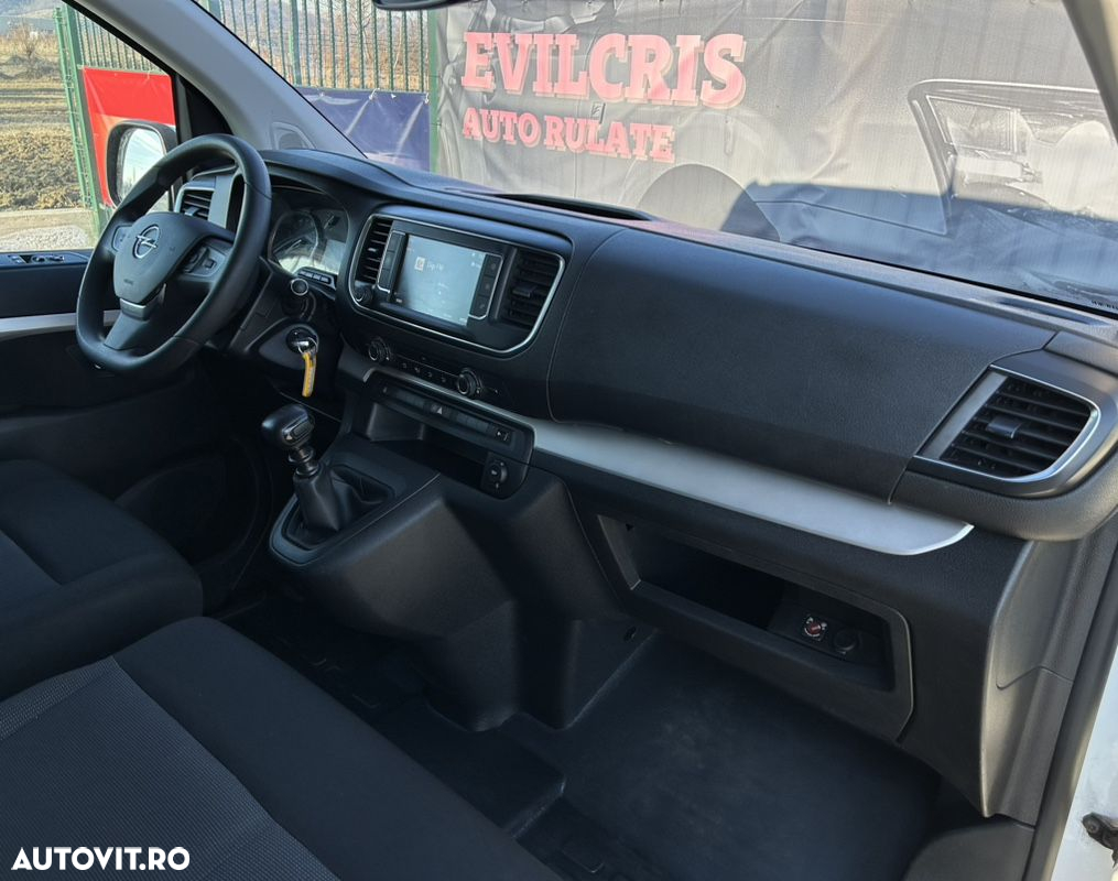 Opel Vivaro - 18