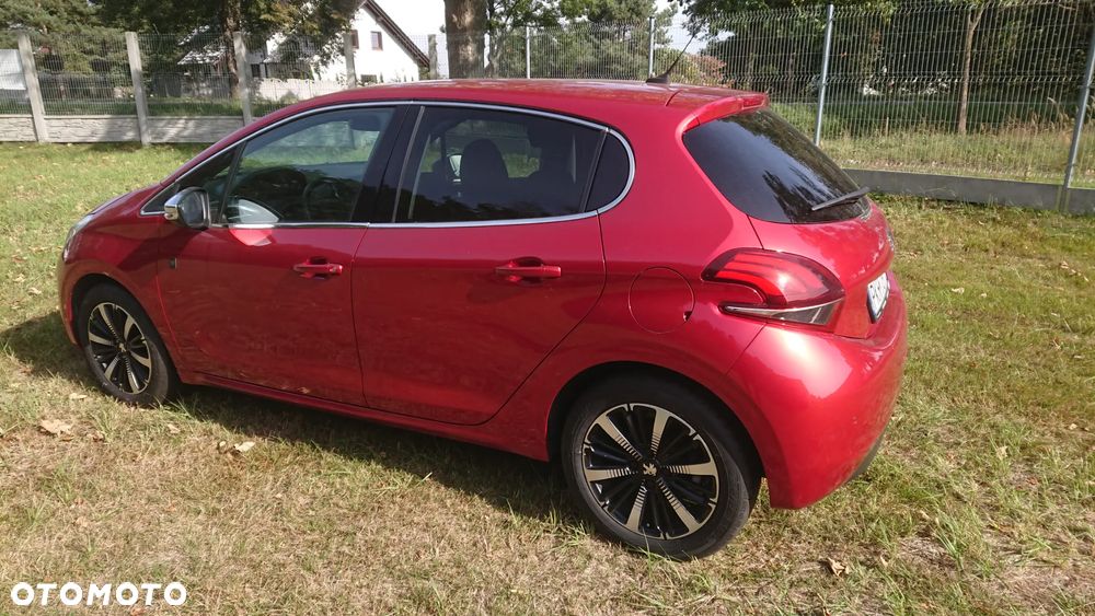 Peugeot 208 - 6