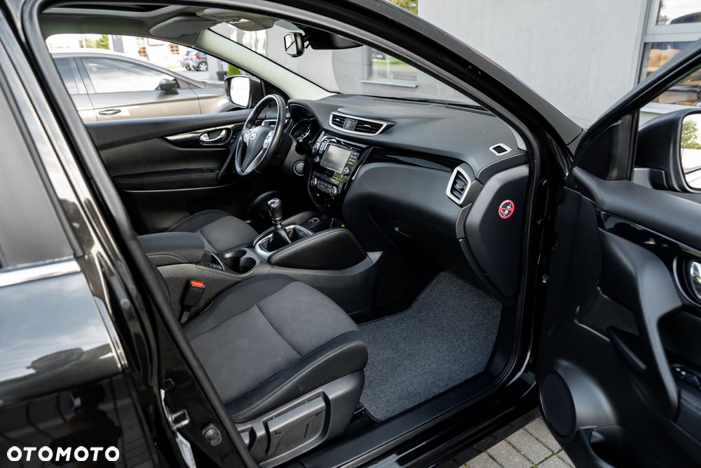 Nissan Qashqai 1.6 DIG-T Tekna - 23