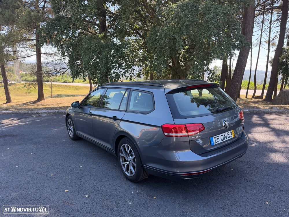 VW Passat Variant 1.6 TDI BlueMotion - 5