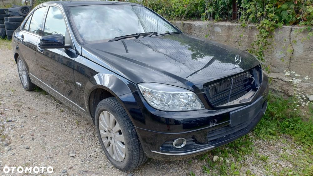 Mercedes C W204 częśći używane - 1