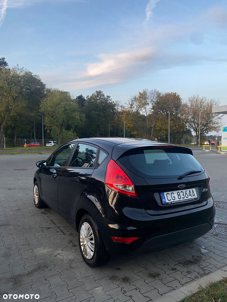 Ford Fiesta - 7