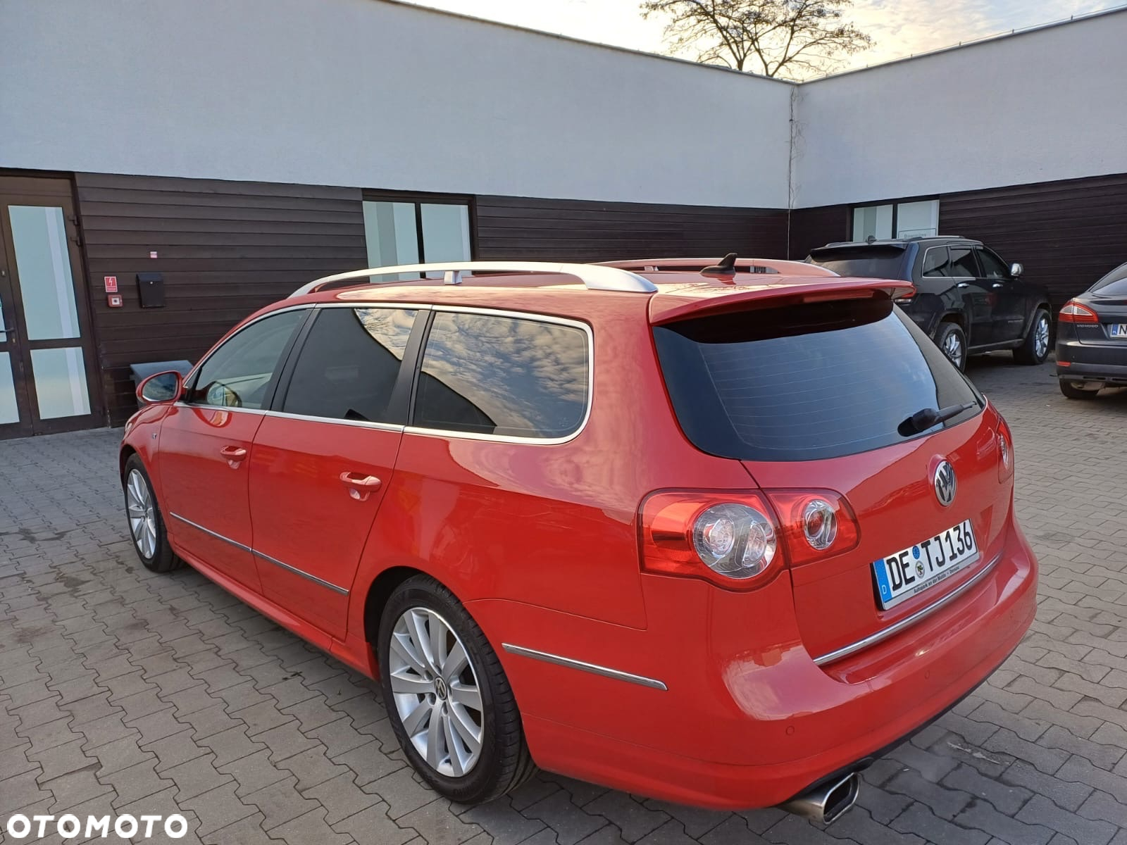 Volkswagen Passat Variant 2.0 TSI R-Line - 4