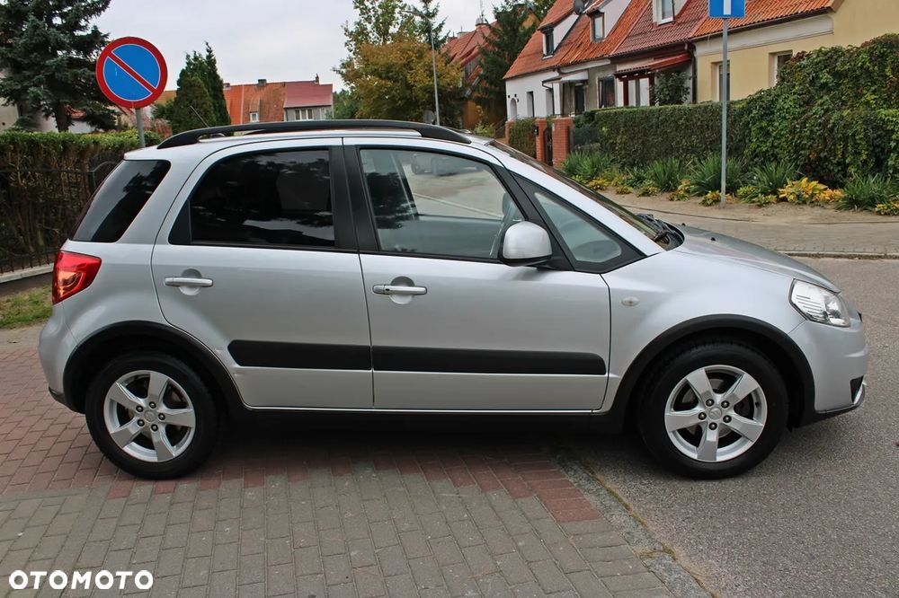 Suzuki SX4 1.6 VVT 4x2 City - 3