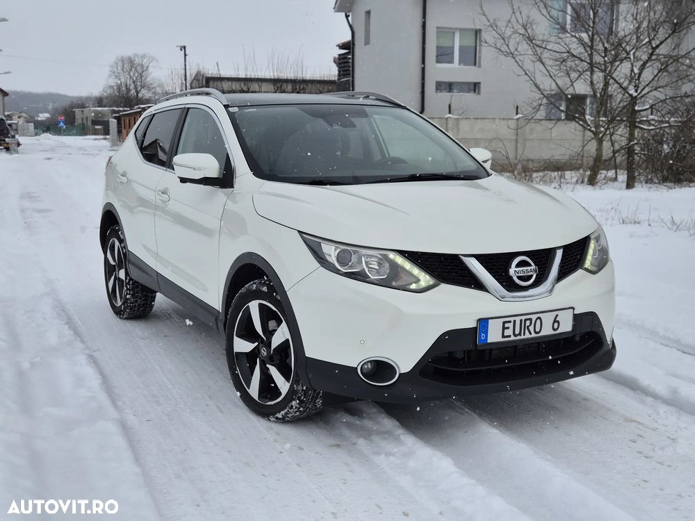 Nissan Qashqai 1.6 DCI Xtronic TEKNA - 2