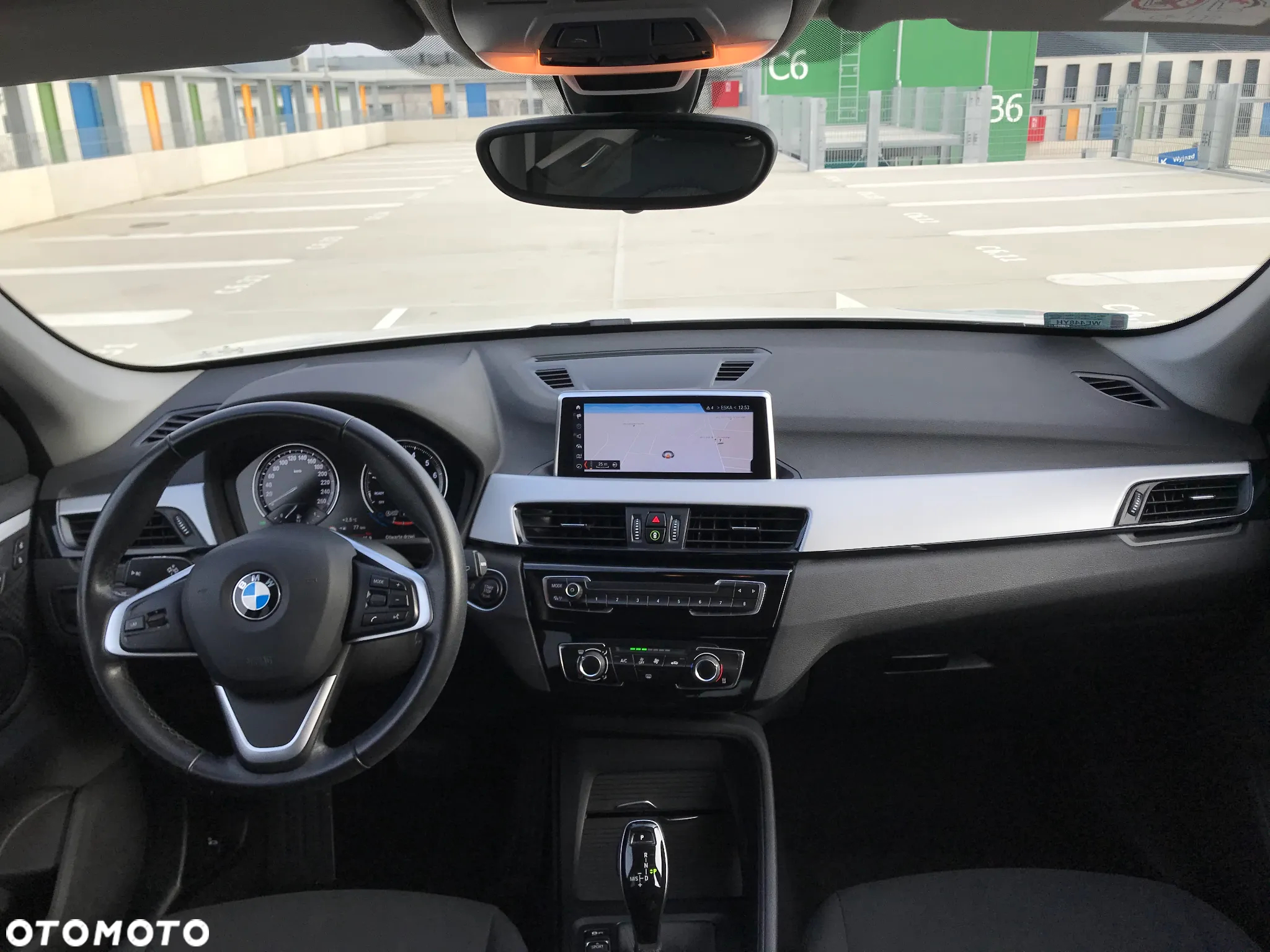 BMW X1 sDrive18i Business Edition - 26