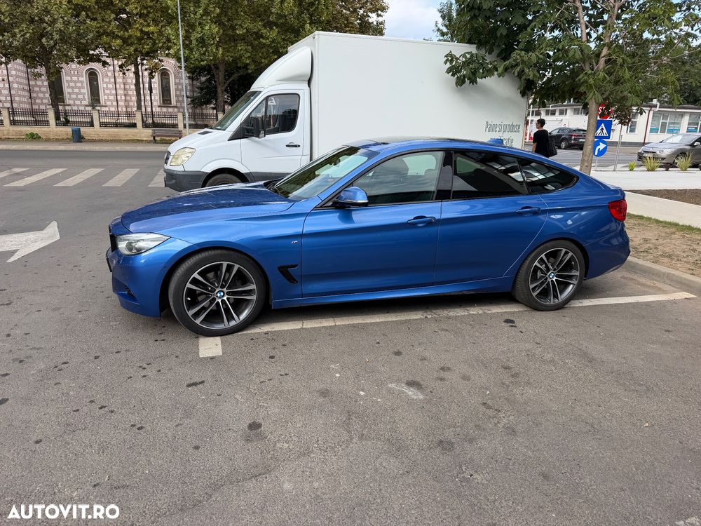BMW Seria 3 320d Aut. M Sport - 2