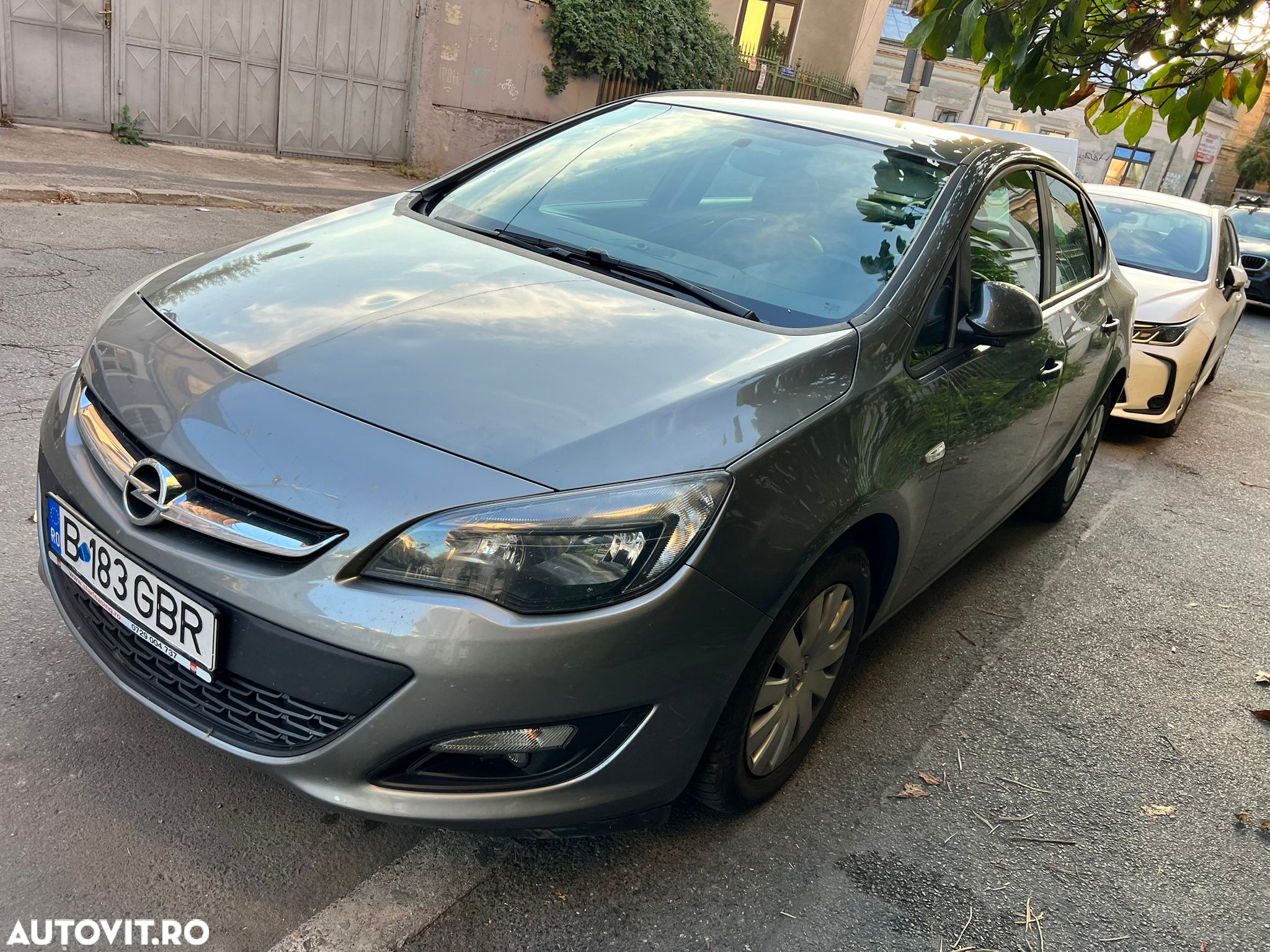 Opel Astra 1.4 ECOTEC Turbo Drive Aut. - 2