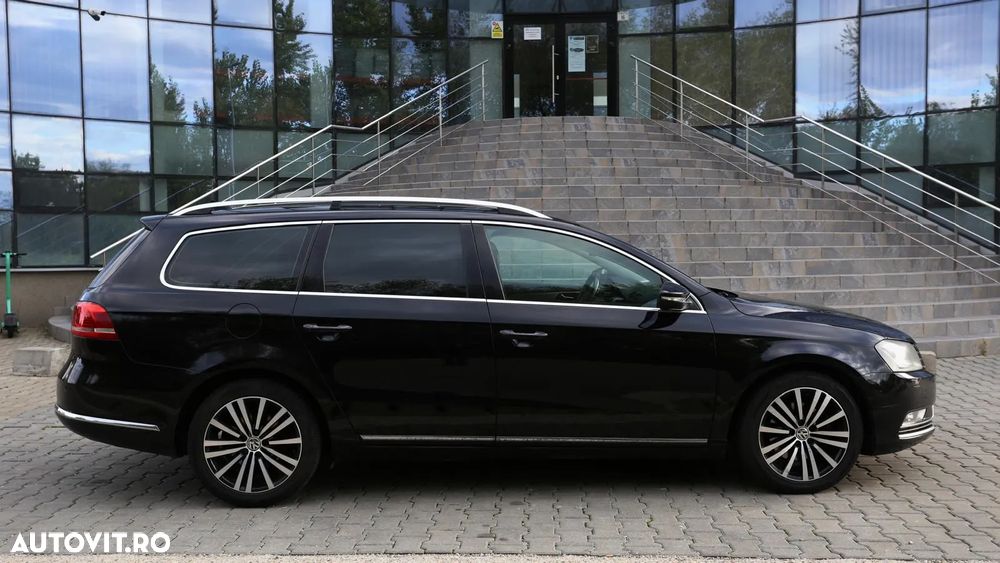Volkswagen Passat Variant 2.0 TDI BlueMotion Technology DSG Highline - 16