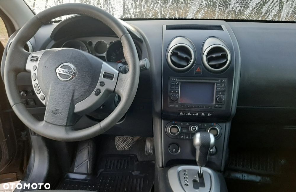 Nissan Qashqai 2.0 dCi 4 x 4 DPF acenta - 8