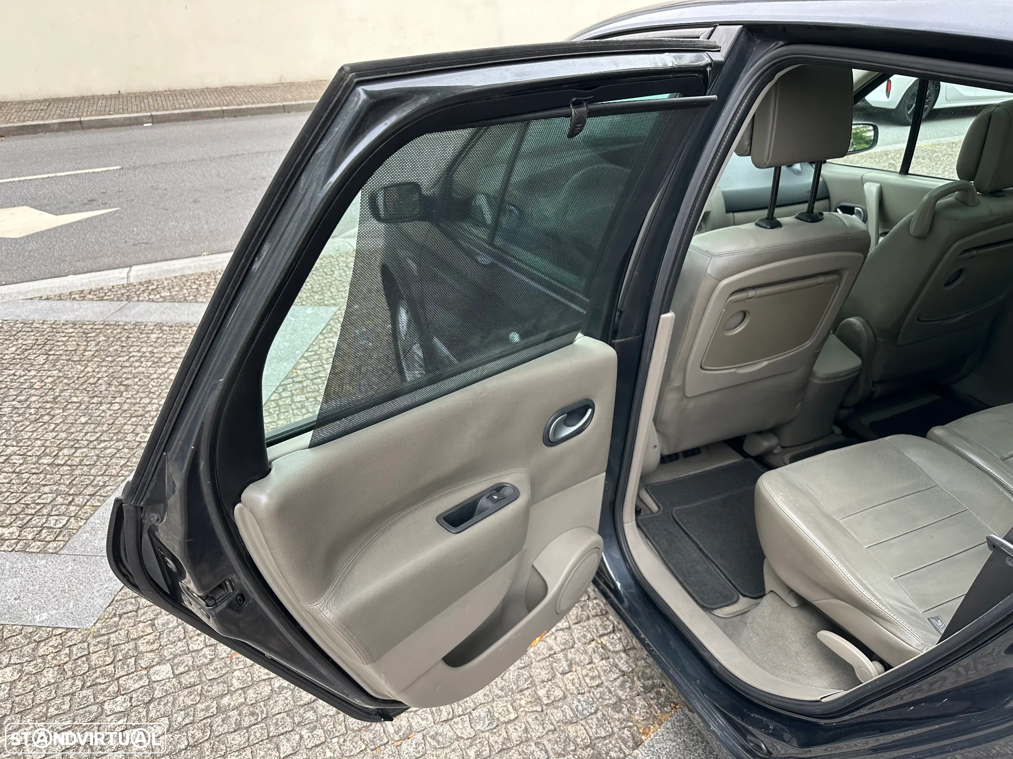Renault Grand Scénic 1.5 dCi SL Exclusive II - 17