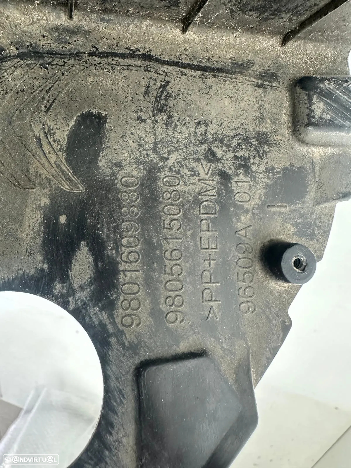 Cave Roda Frente Esquerda - Citroen C4 Cactus (2014) - 3