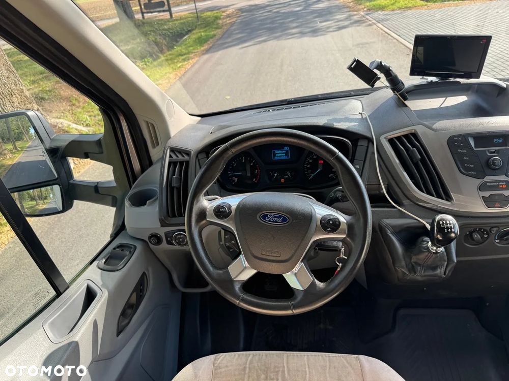 Ford TRANSIT - 13