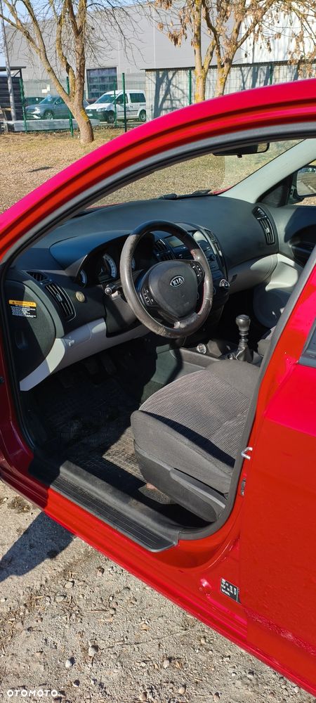 Kia Ceed 1.6 Crdi Comfort - 6