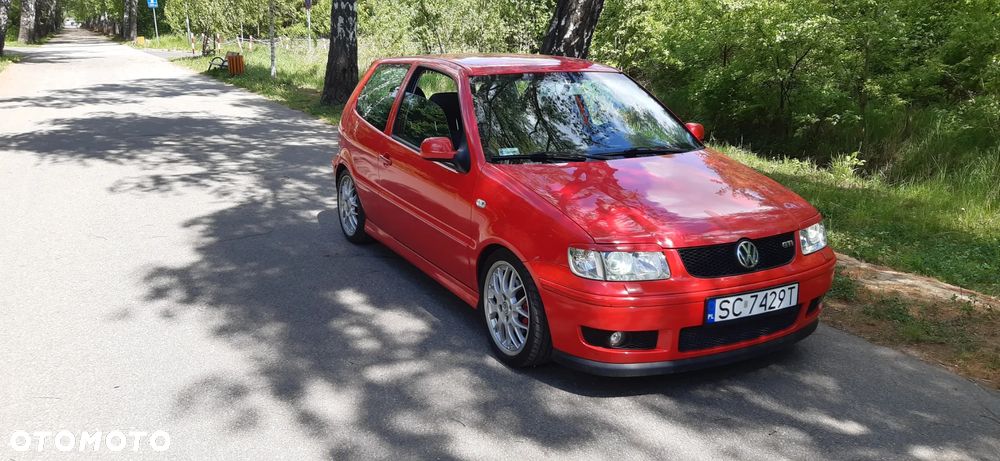 Volkswagen Polo - 2