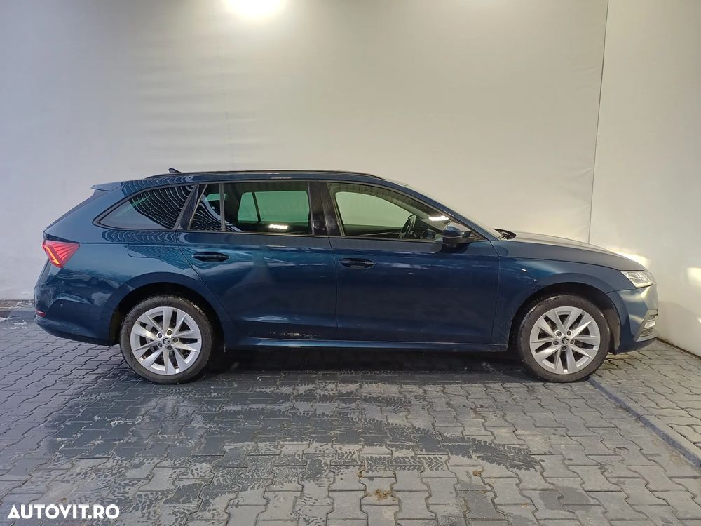 Skoda Octavia 2.0 TDI DSG Style - 33