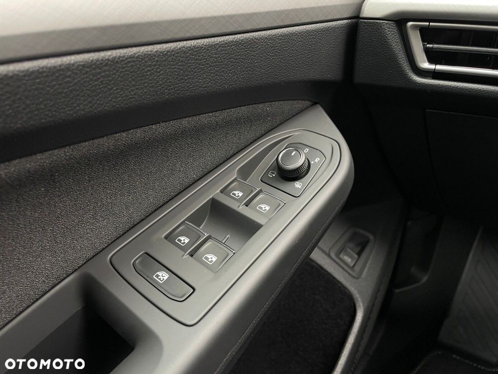 Volkswagen Golf Variant - 13
