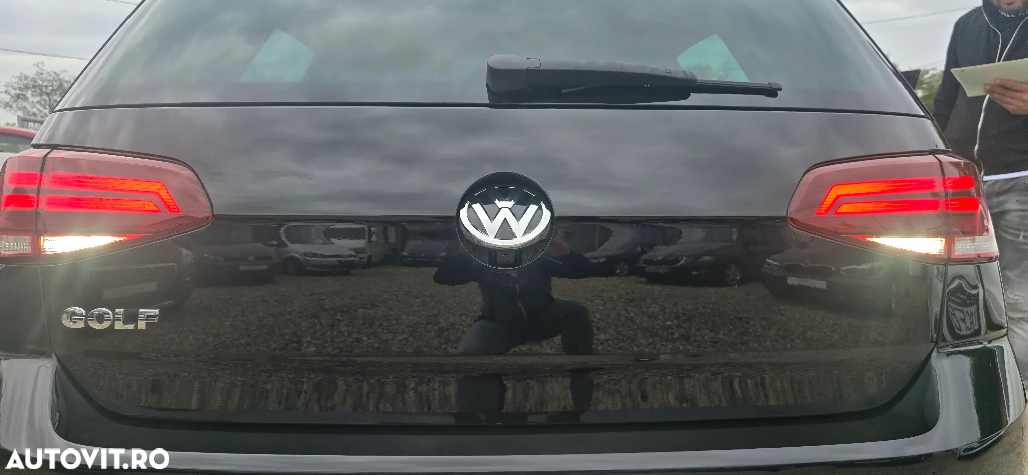 Volkswagen Golf 2.0 TDI Join - 13