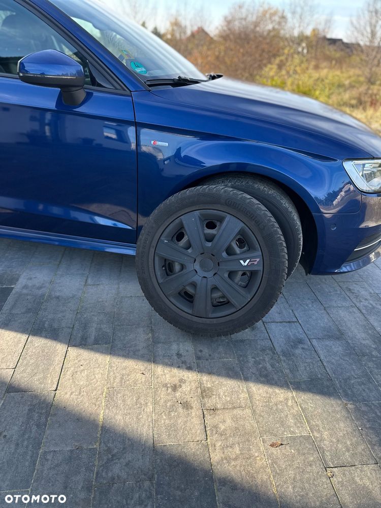 Audi A3 Sportback - 36