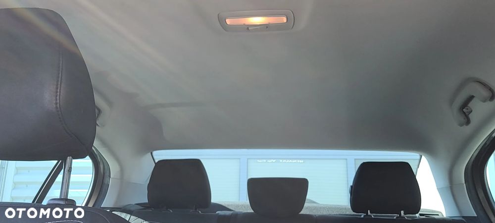 Renault Megane 1.6 SCe Zen - 27