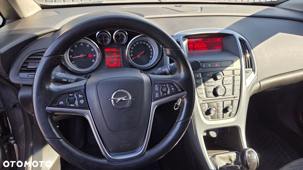 Opel Astra 1.6 Business EU6 - 18