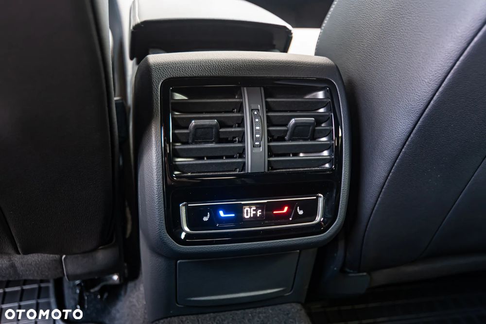 Volkswagen Arteon 2.0 TDI R-Line DSG - 31