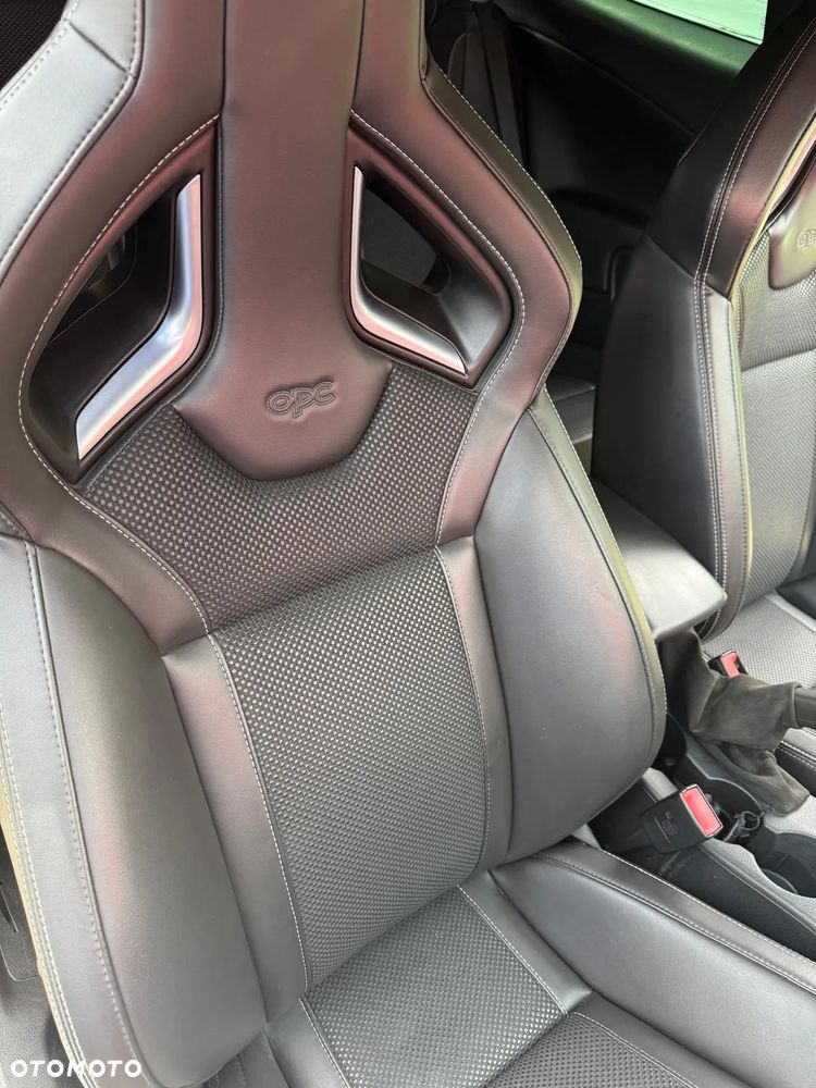 Opel Astra OPC Start/Stop - 12