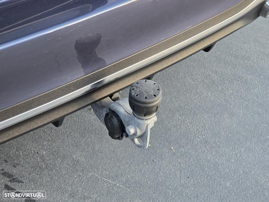 Mercedes-Benz C 300 de 4Matic T 9G-TRONIC AMG Line - 50