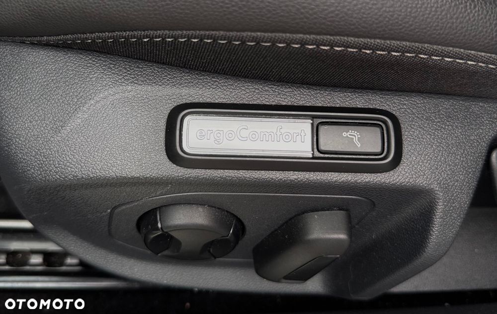 Volkswagen Arteon 2.0 TDI R-Line DSG - 23