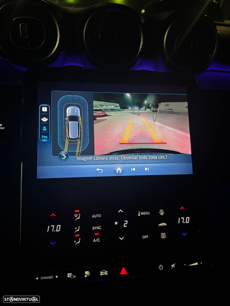 Mercedes-Benz C 300 e T 9G-TRONIC Avantgarde - 14