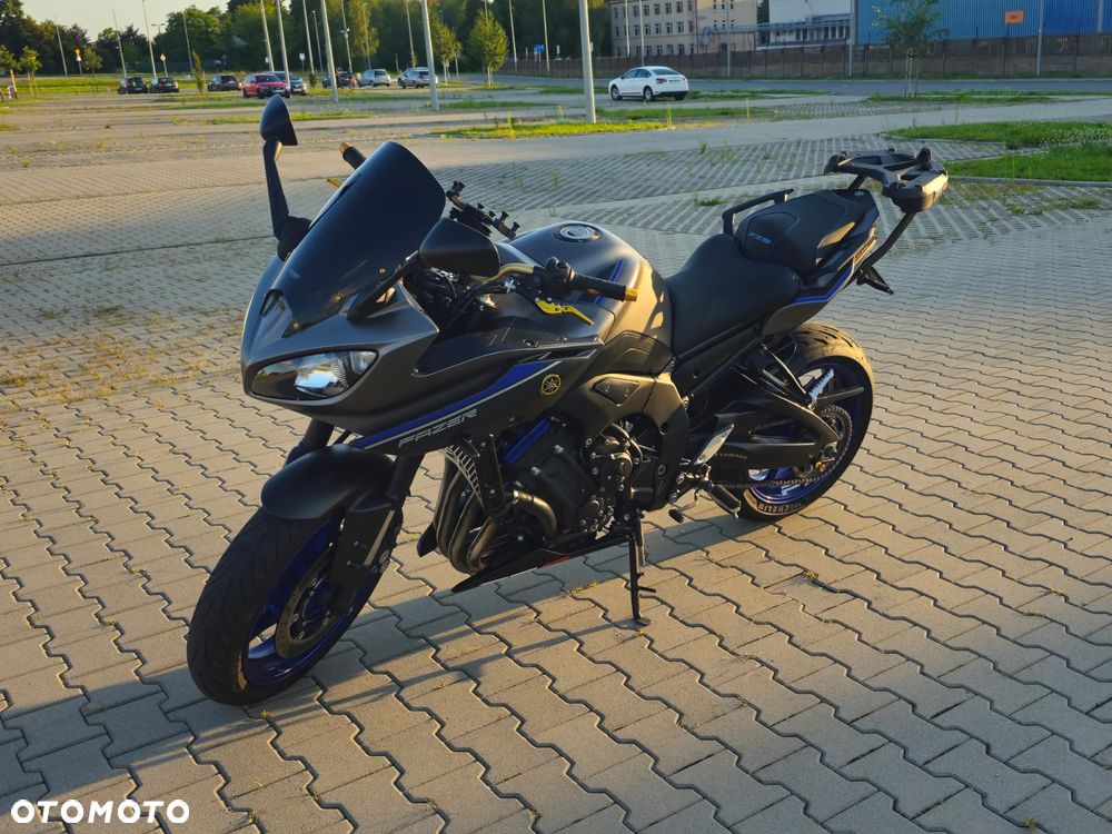 Yamaha FZ8 - 18