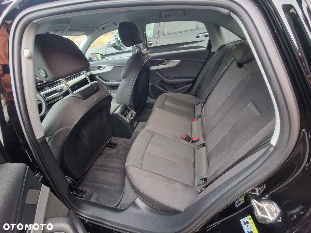 Audi A4 Limousine 35 TFSI S tronic - 9