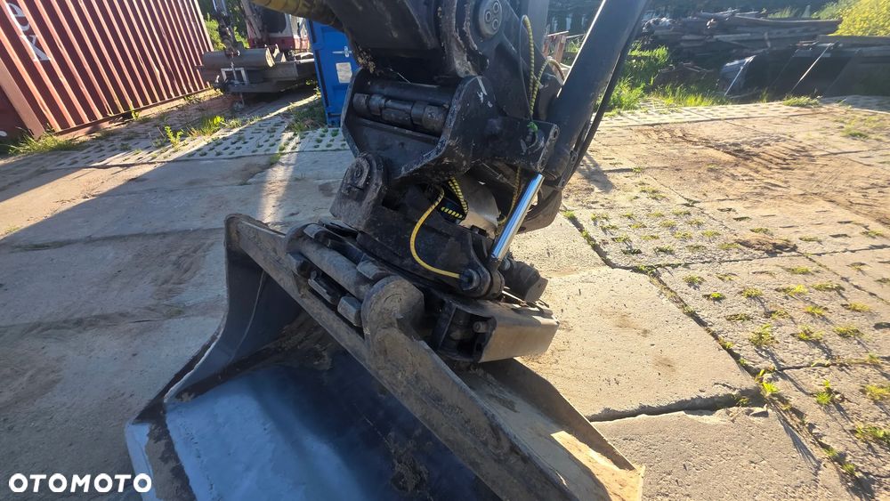 Volvo Ew140d - 17